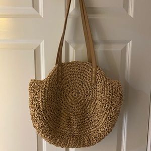 Straw / woven purse